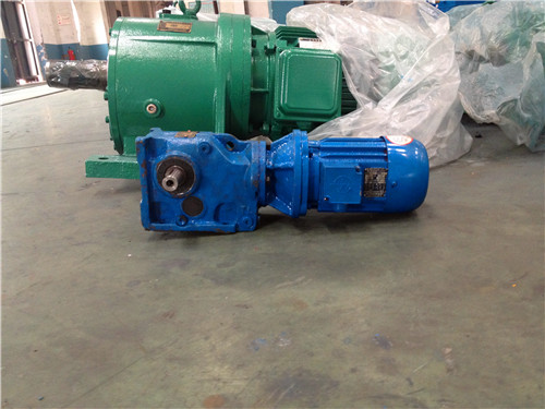 冷卻塔專用減速機(jī)的日常維護(hù)和保養(yǎng)如何進(jìn)行？